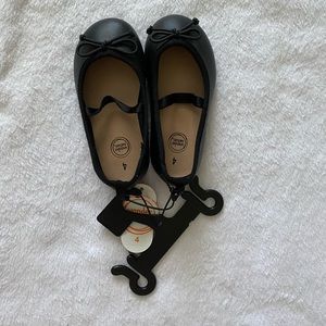 Girls dress shoes NWT